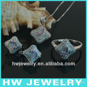 81094 letter F alphabet jewellery